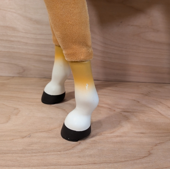 American Girl Doll Retired "Just Like You" Palomino Horse With Saddle - Picture 11 of 12